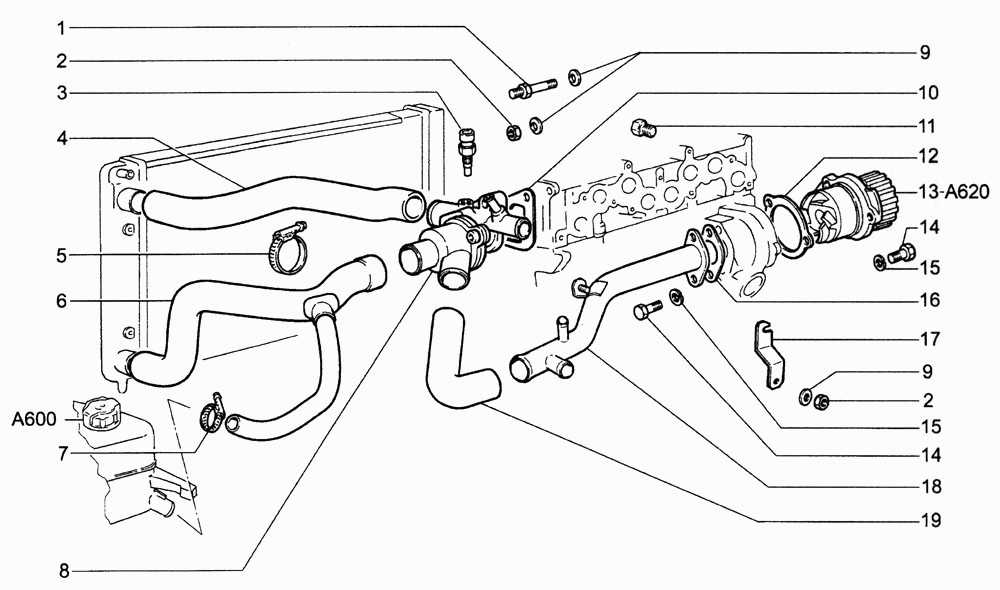 Насос водяной и трубопроводы