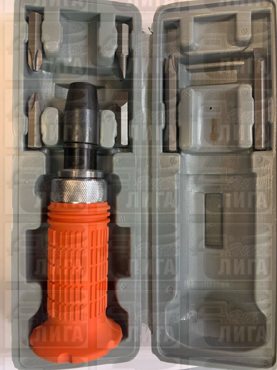 Отвертка ударно-поворотная РемоКолор  33-2-717