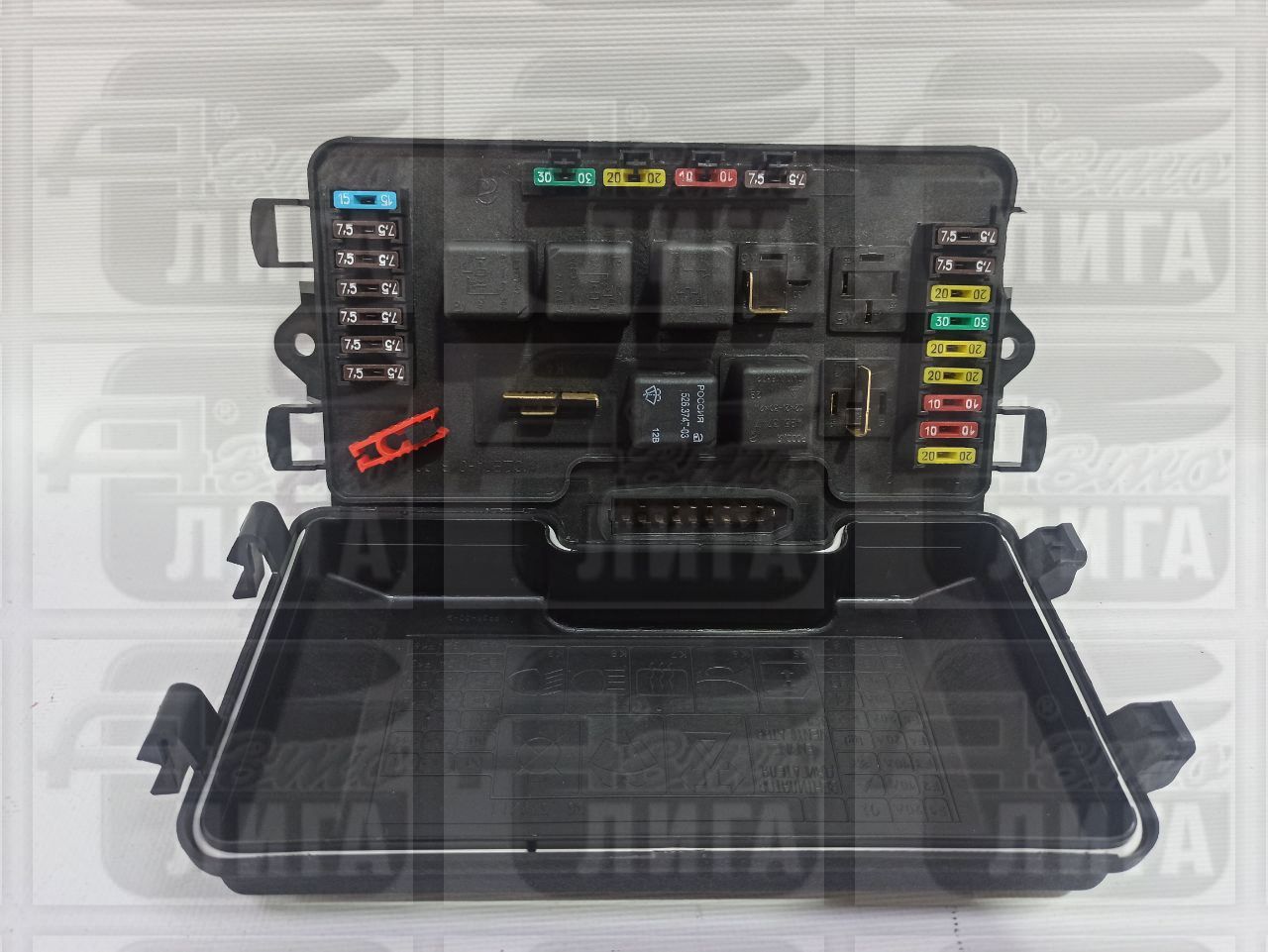 Блок предохранителей 2114 "AVAR" г.Псков