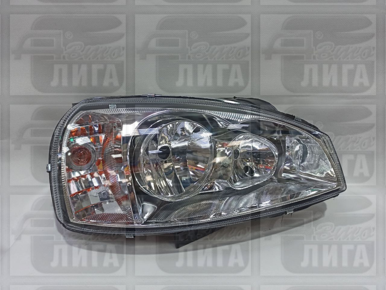 Блок-фара правая 1118 Калина "Китай"