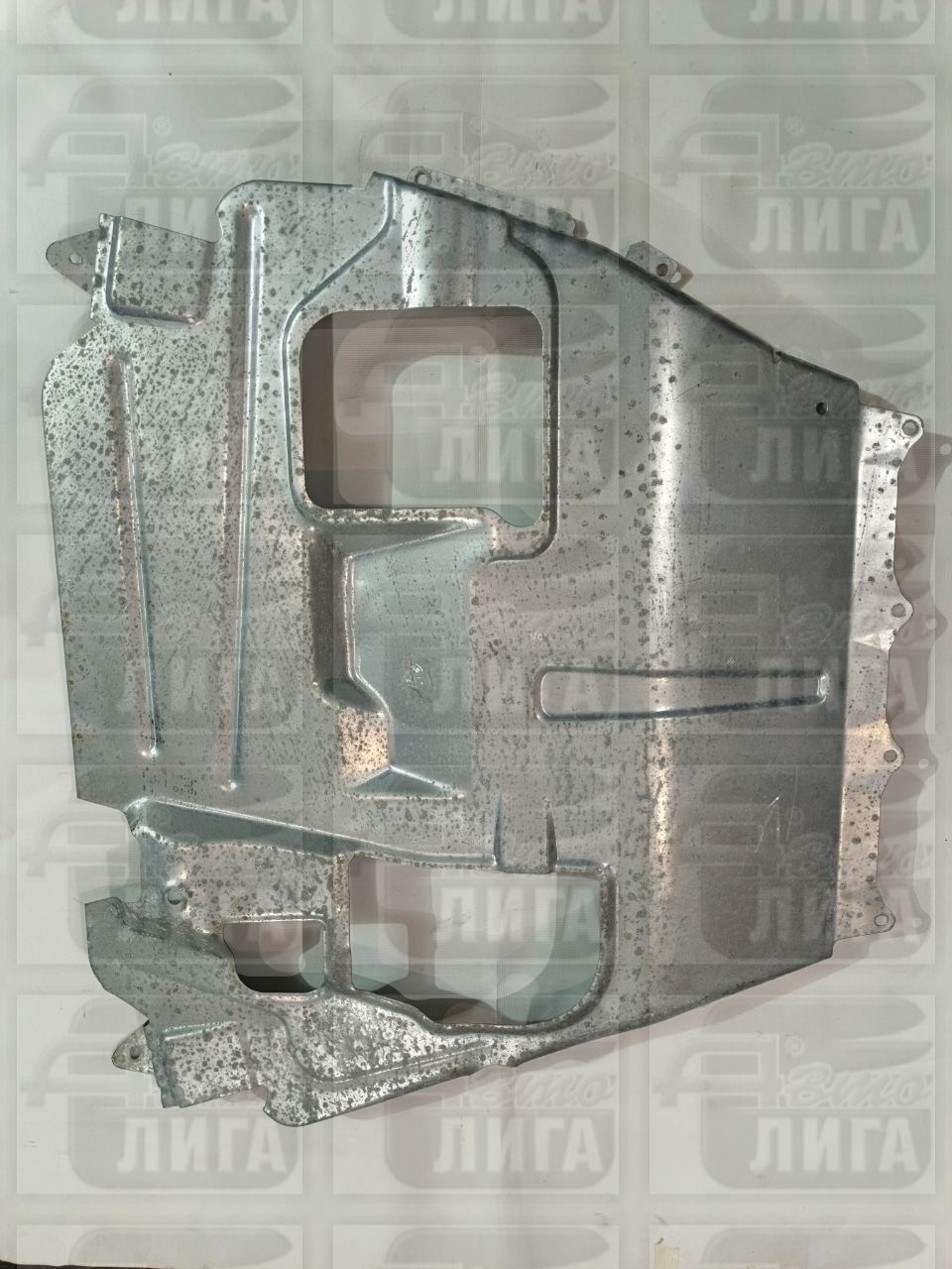 Брызговик двигателя ВАЗ 2190 Гранта г.Тольятти.