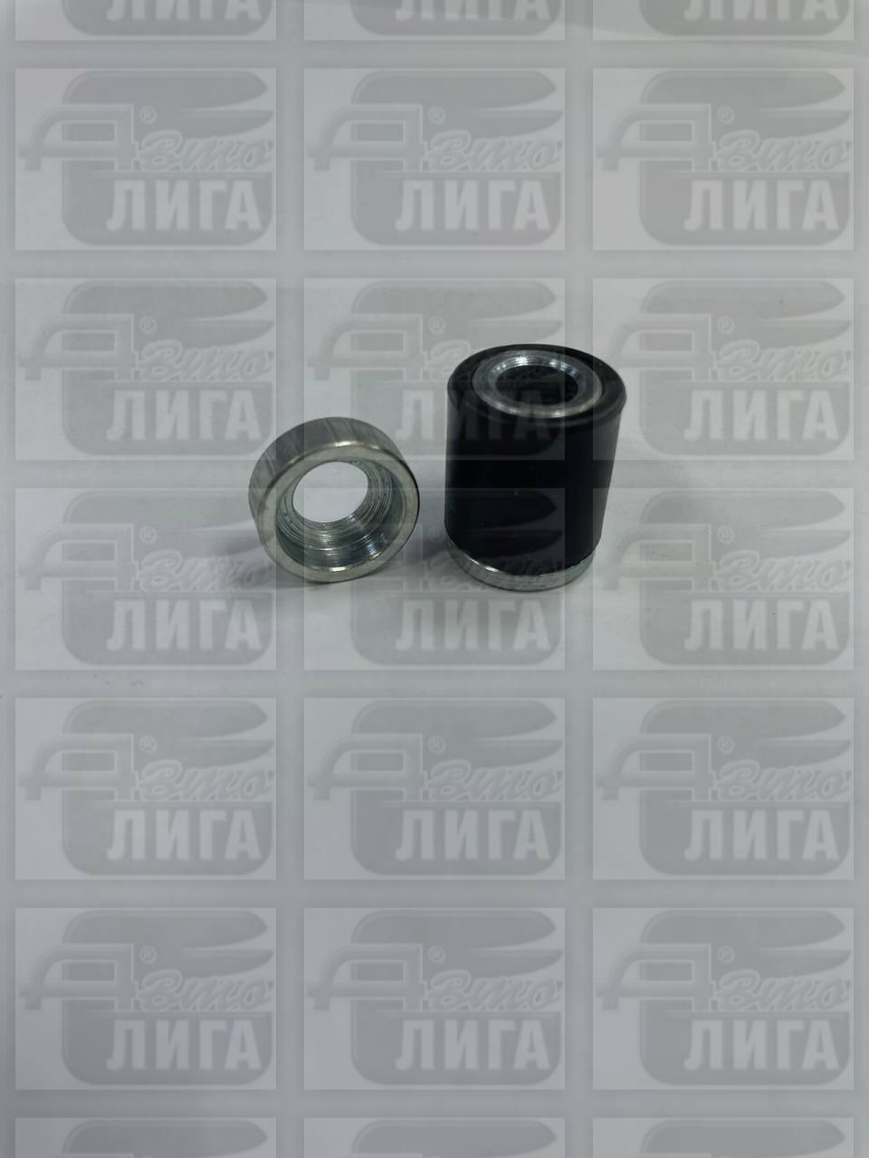 Втулка генератора ВАЗ 2110 (нижнего болта) г.Тольятти.