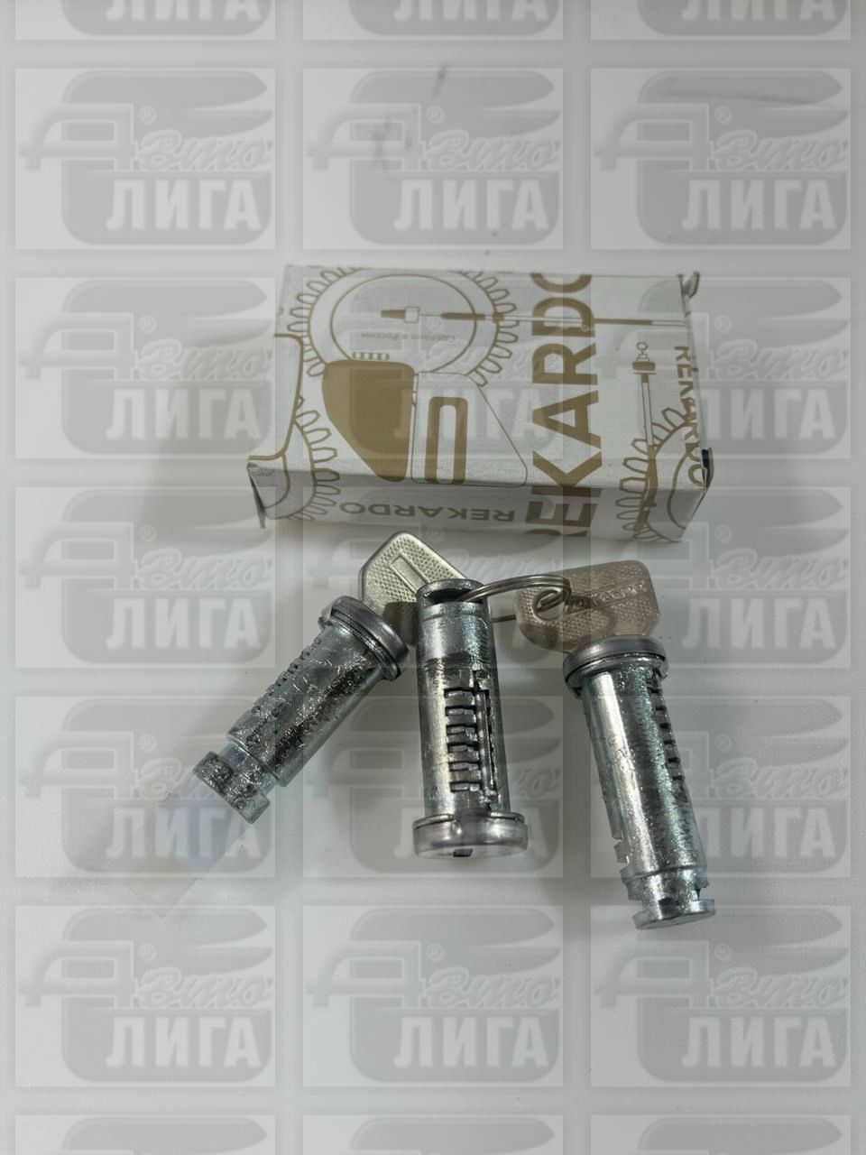 Комплект цилиндров замков "Рекардо" ВАЗ 2101