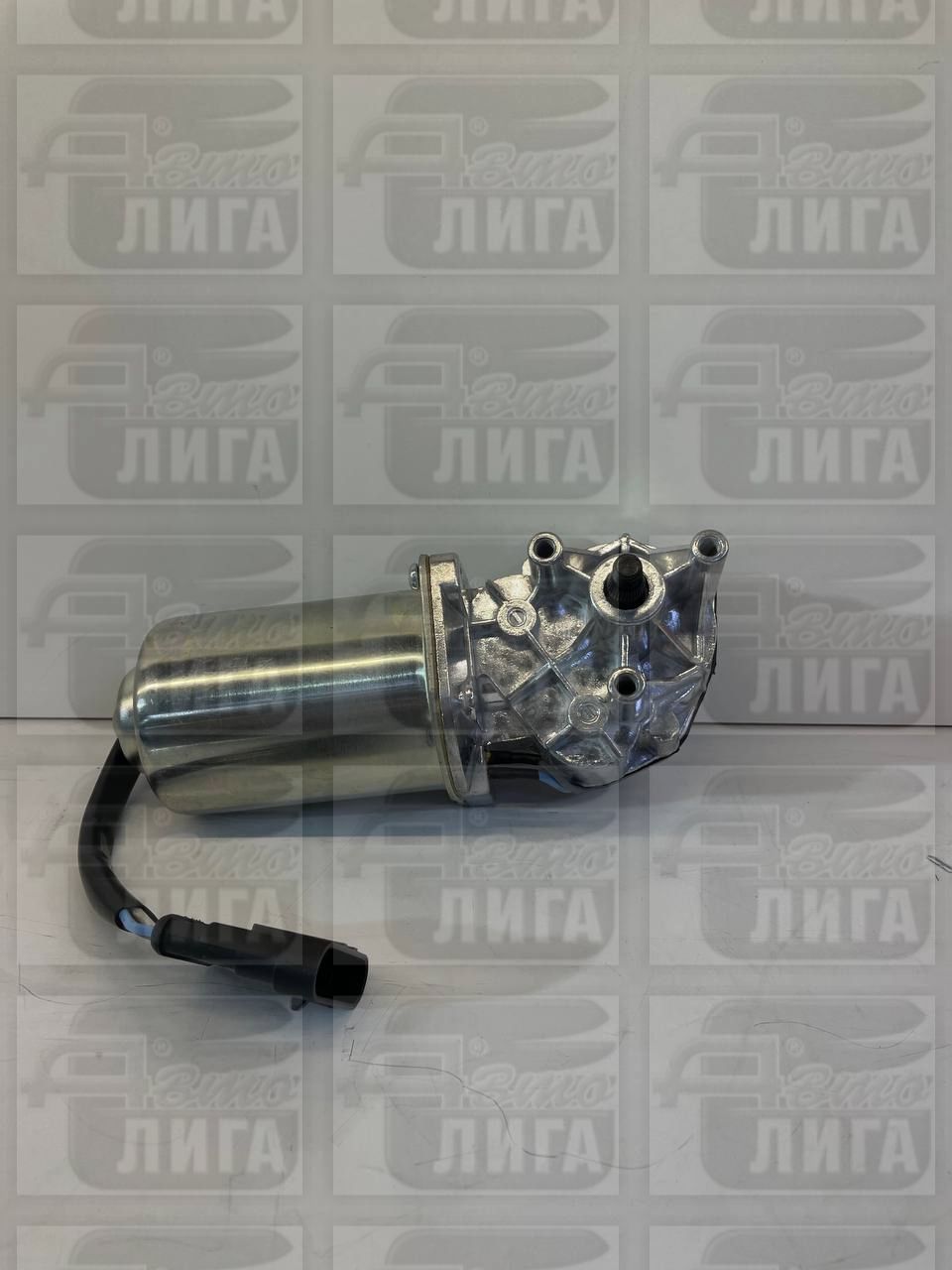 Мотор стеклоочистителя передний D10мм ВАЗ 2123 "Россия"