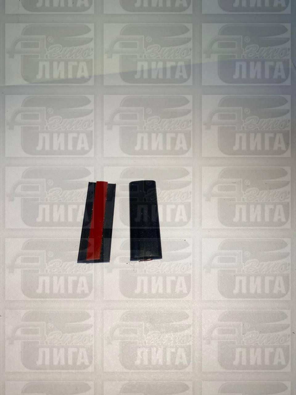 Отбойник капота ВАЗ 2110 малый "БРТ".