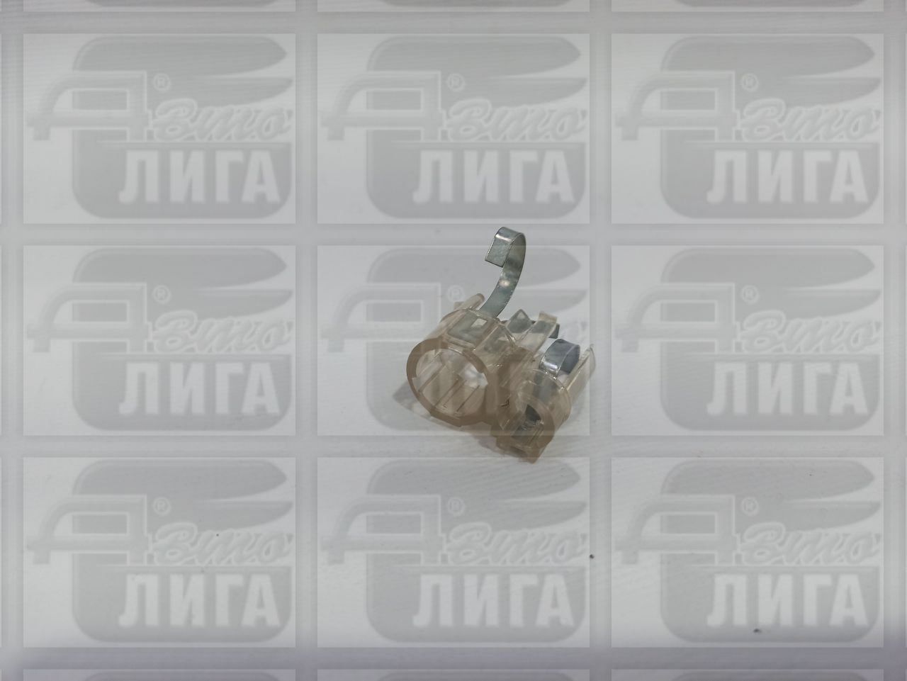 Патрон заднего фонаря ВАЗ 2105 2-контактный  г.Н.Новгород.