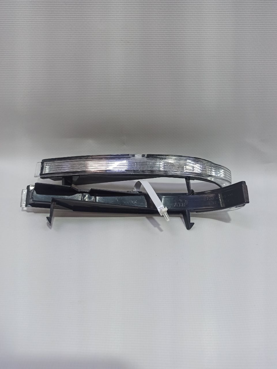 Повторитель поворотов зеркал Лада Приора Китай