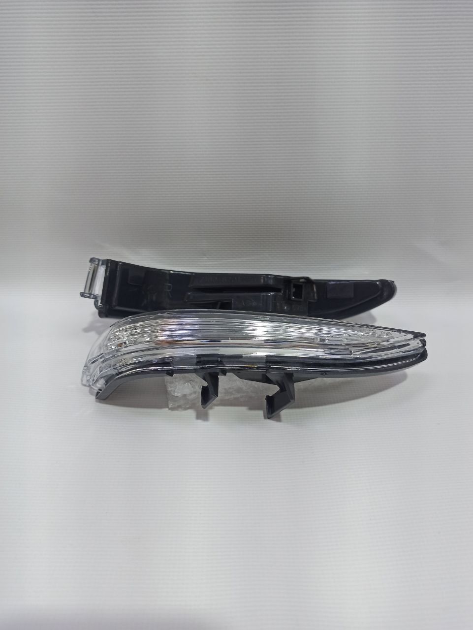 Повторитель поворота зеркала ВАЗ LADA Vesta Китай.