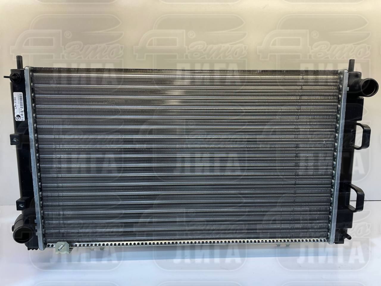 Радиатор охлаждения ВАЗ 2190 Гранта НОВОГО образца "LUZAR" LRc 0194 Россия. Радиатор охлаждения. Радиатор основной.