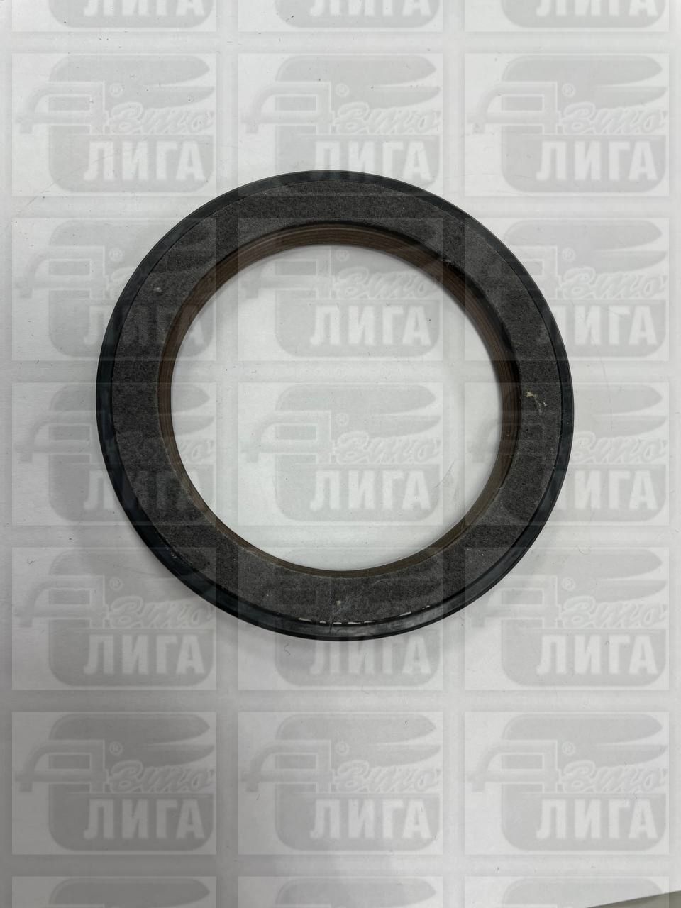 Сальник коленвала ВАЗ 21214 задний "BrandX". Сальник 70х90х9 21214-1005162.