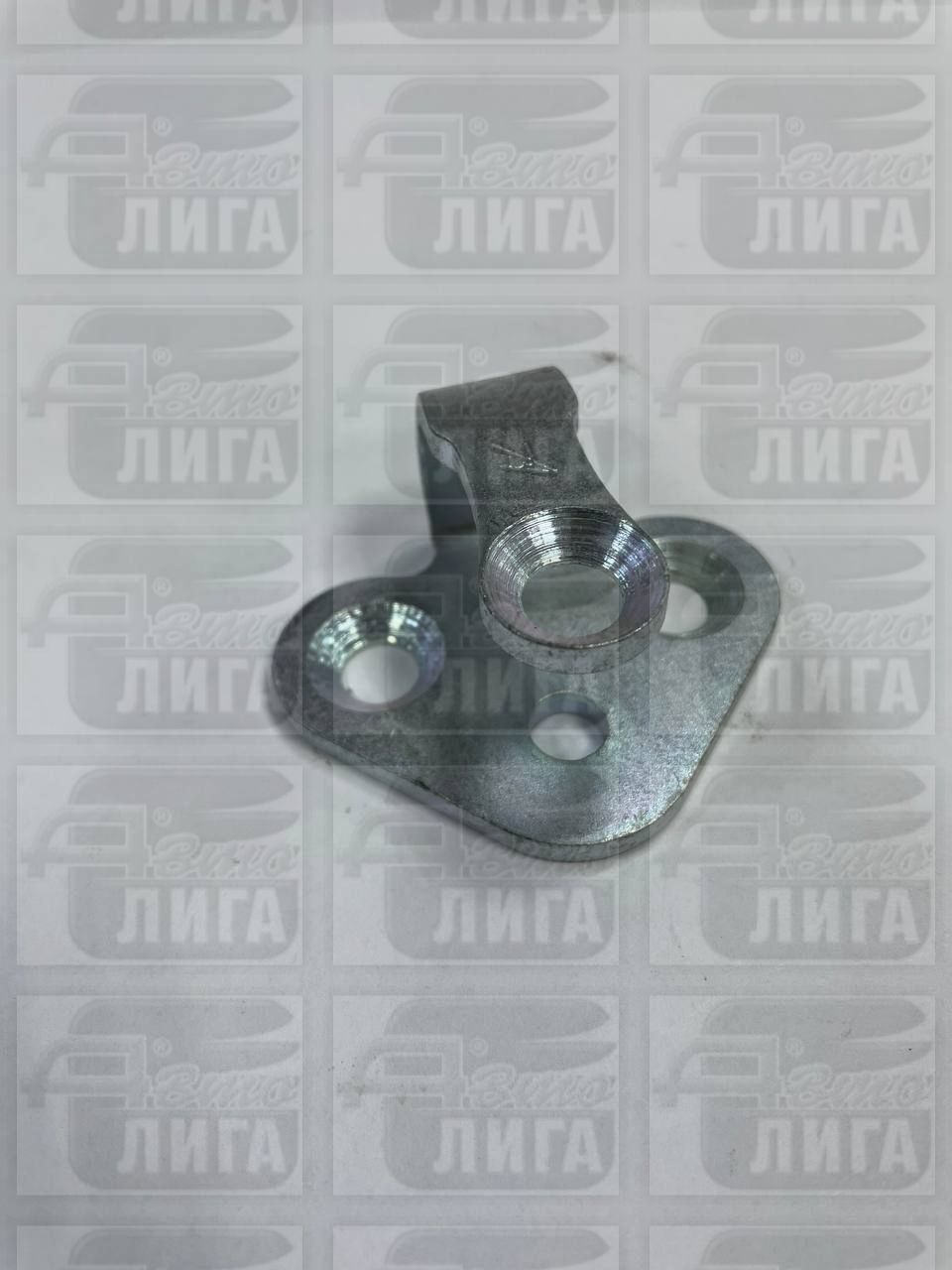 скоба фиксатора замка двери Калина "ДААЗ" г. Димитровград