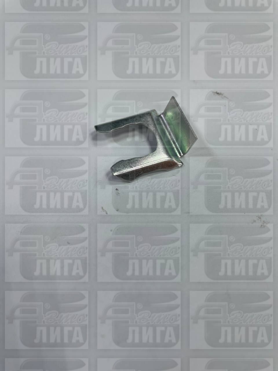 скоба крепления тормозного шланга Волга,Газель