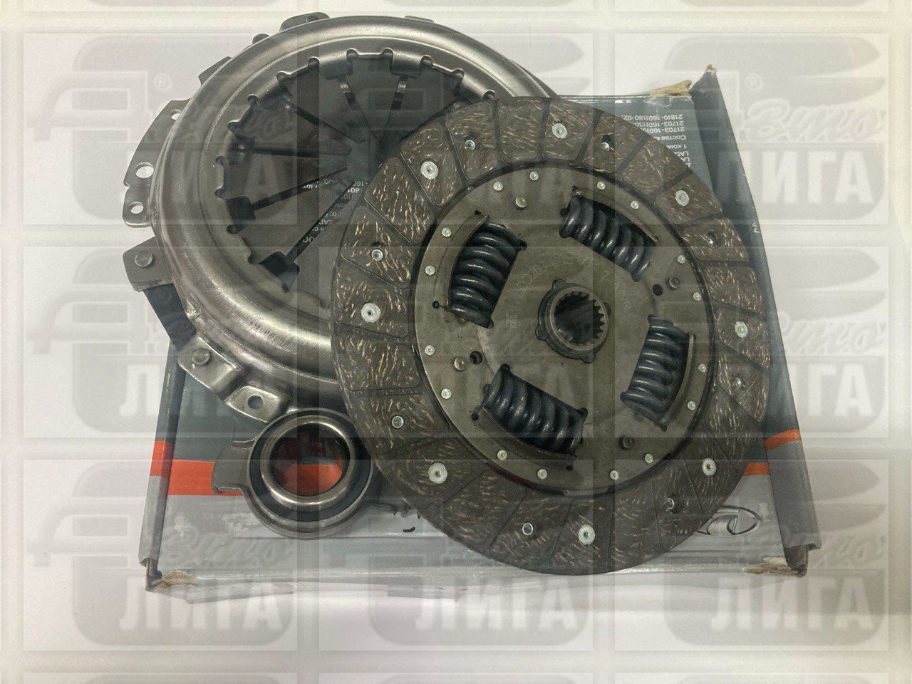 Сцепление ВАЗ 2170 Приора в сборе "АвтоВАЗ - ВИС" г.Тольятти. Комплект (диск ведомый, корзина, выжимной подшипник).