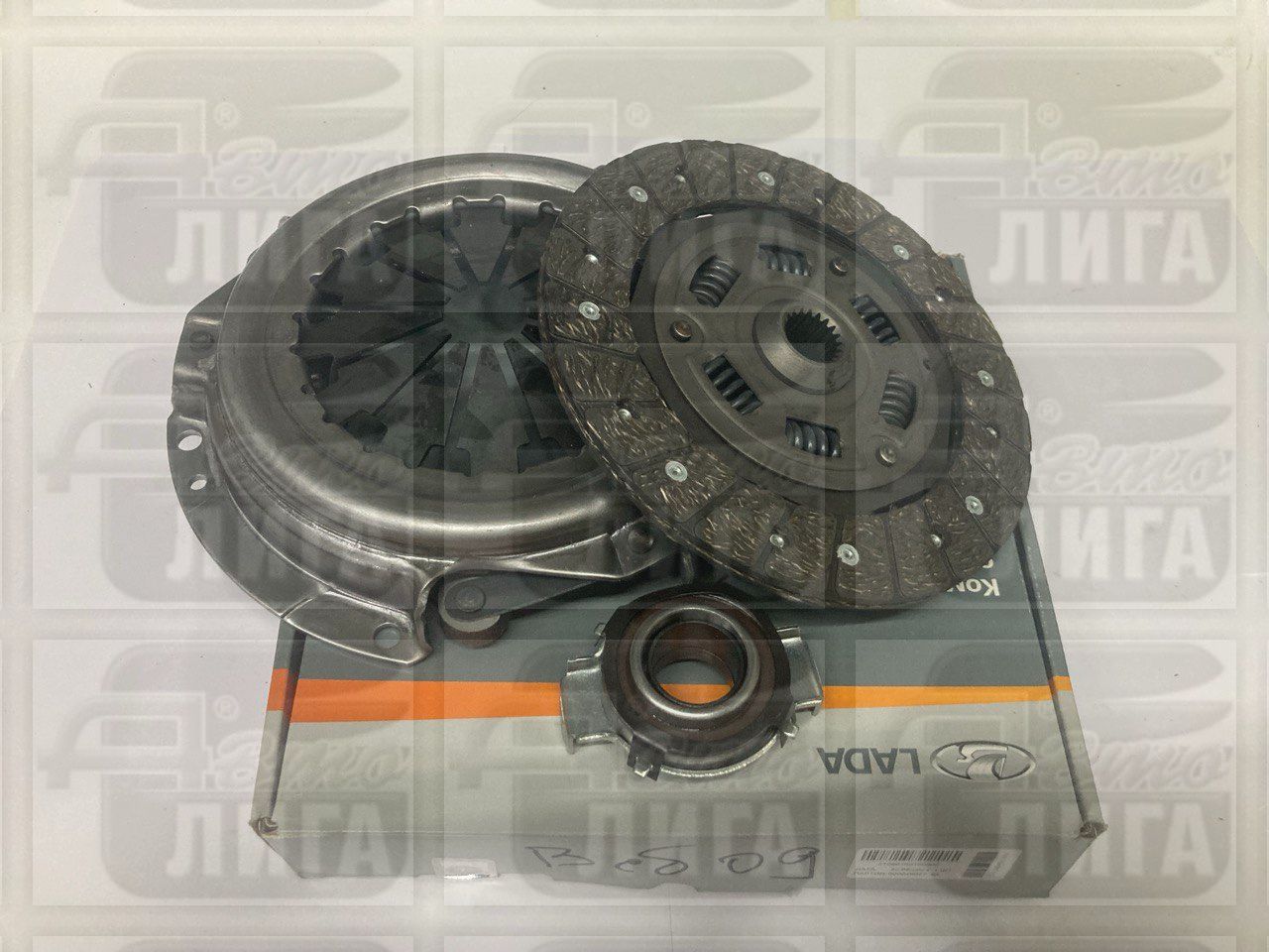 Сцепление ВАЗ 2108 в сборе "АвтоВАЗ - ВИС" г.Тольятти. Комплект (диск ведомый, корзина, выжимной подшипник).