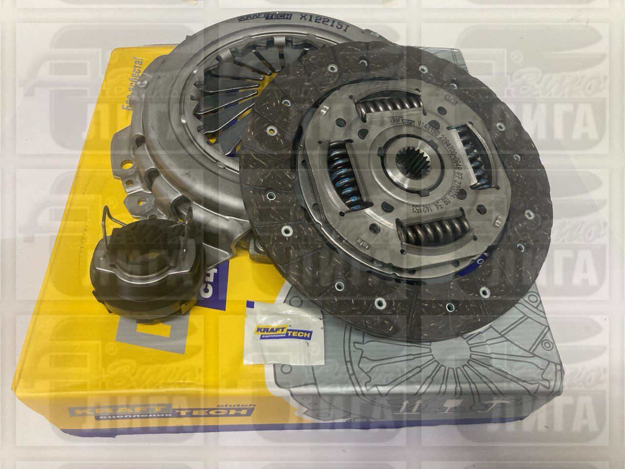 Сцепление ВАЗ 2123 в сборе "KRAFTECH". Сцепление КРАФТ. Комплект (диск ведомый, корзина, выжимной подшипник).