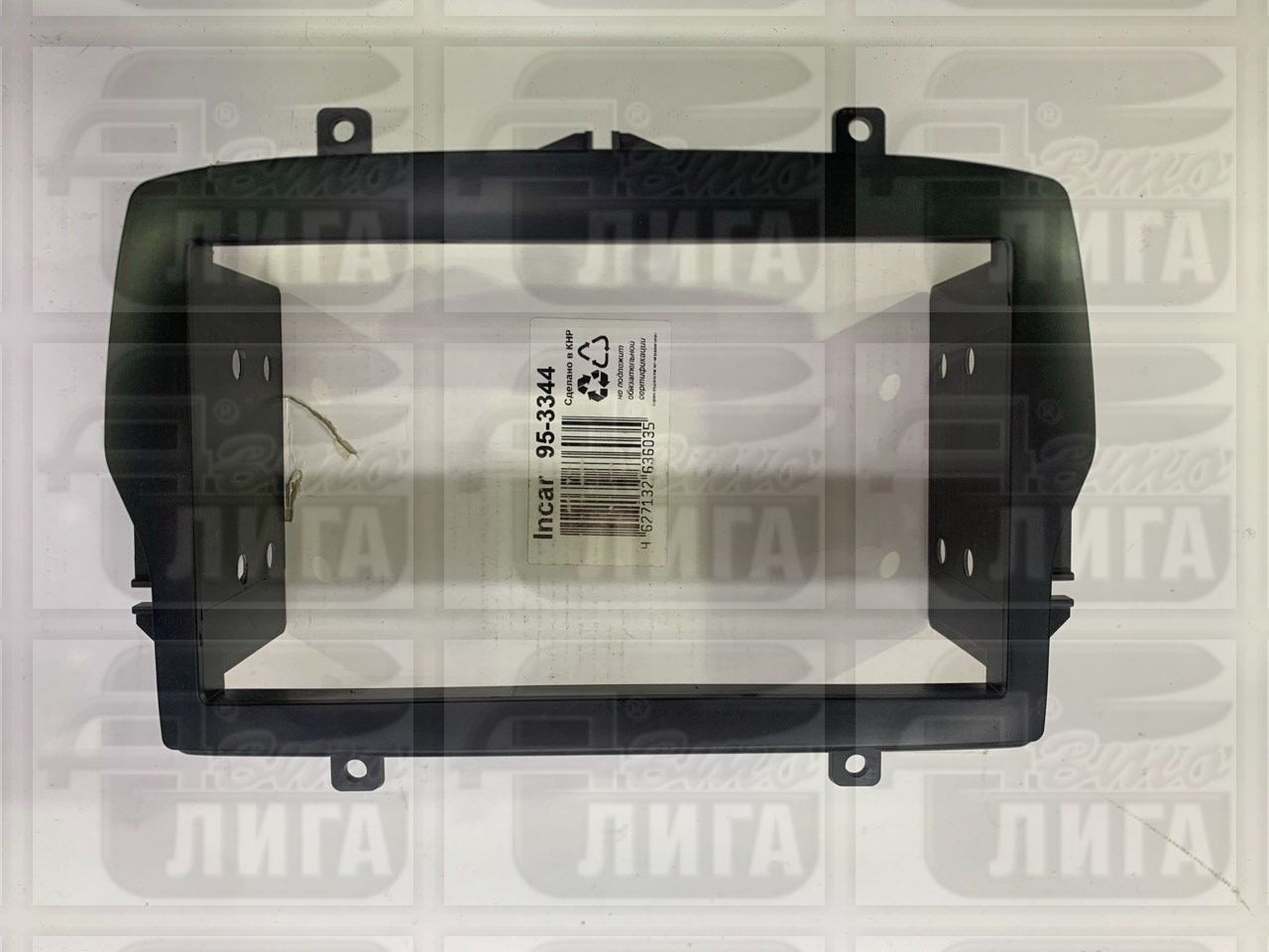 LADA Vesta (2014 - 2016) INTRO 95-3344