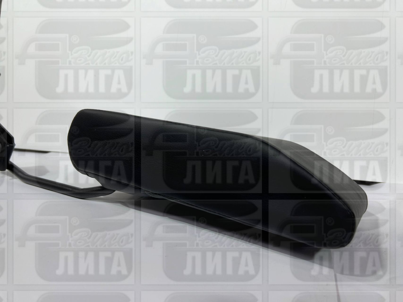 подлокотник 21213-214 "аламар"