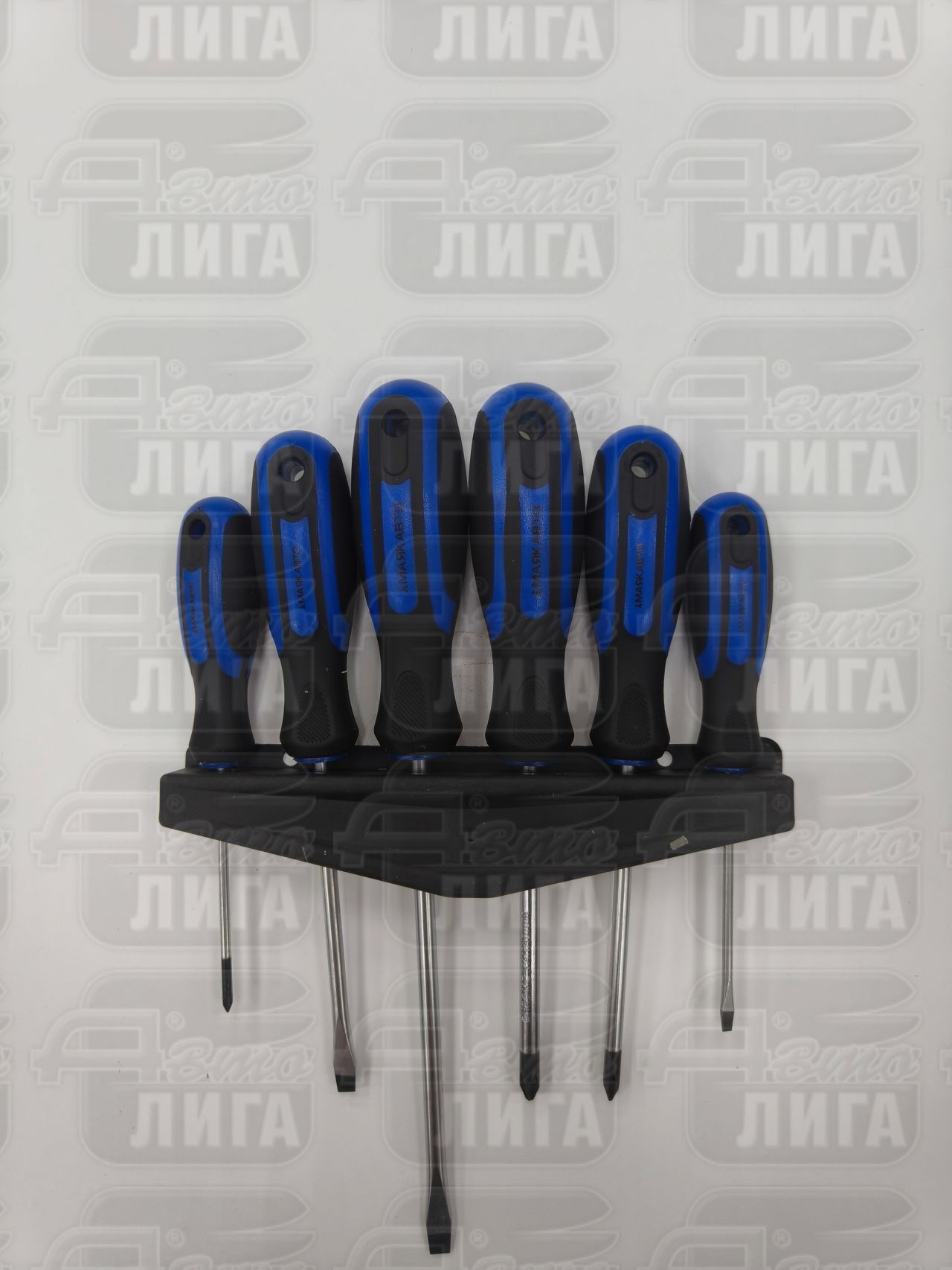 Набор отверток 6 предметов блистер МАЯКАВТО 5506