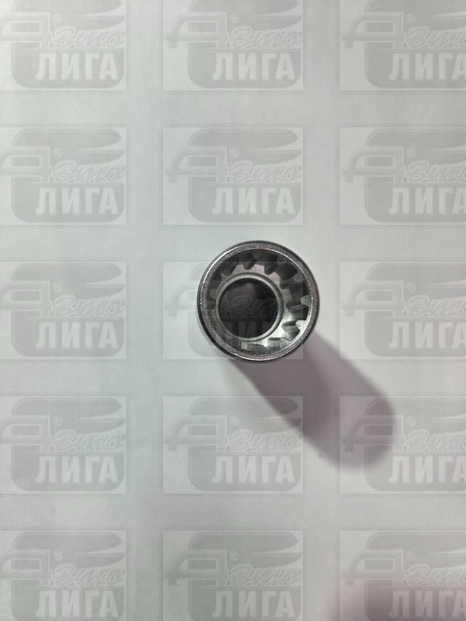  Головка торцевая с профилем SPLINE 1/2" 15мм HI1215SP