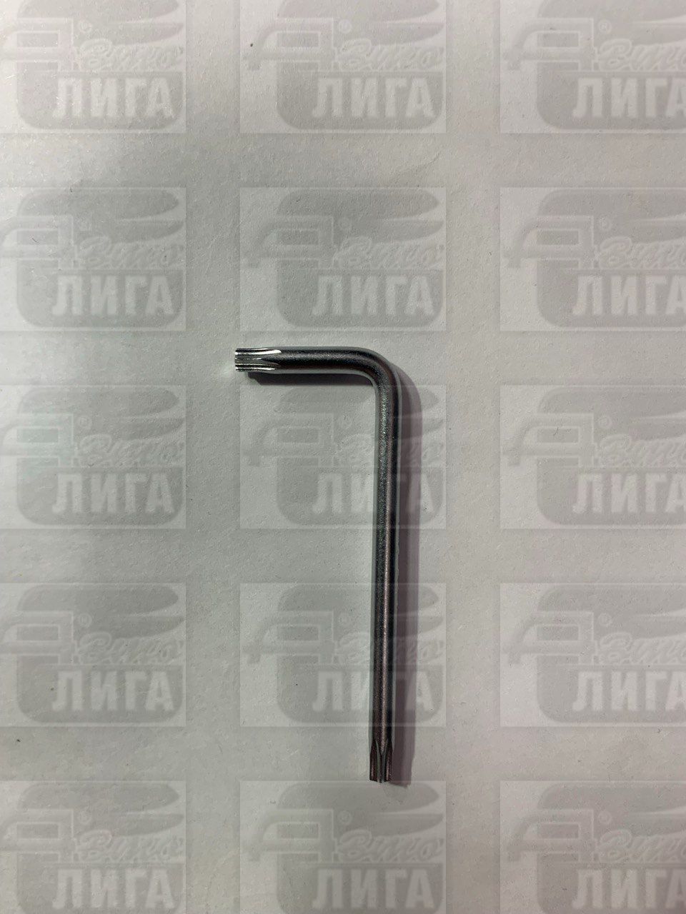 Ключ Torx Т10 HI66210L