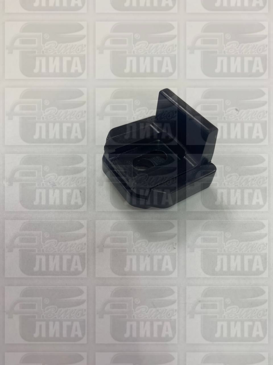 отбойник двери задка