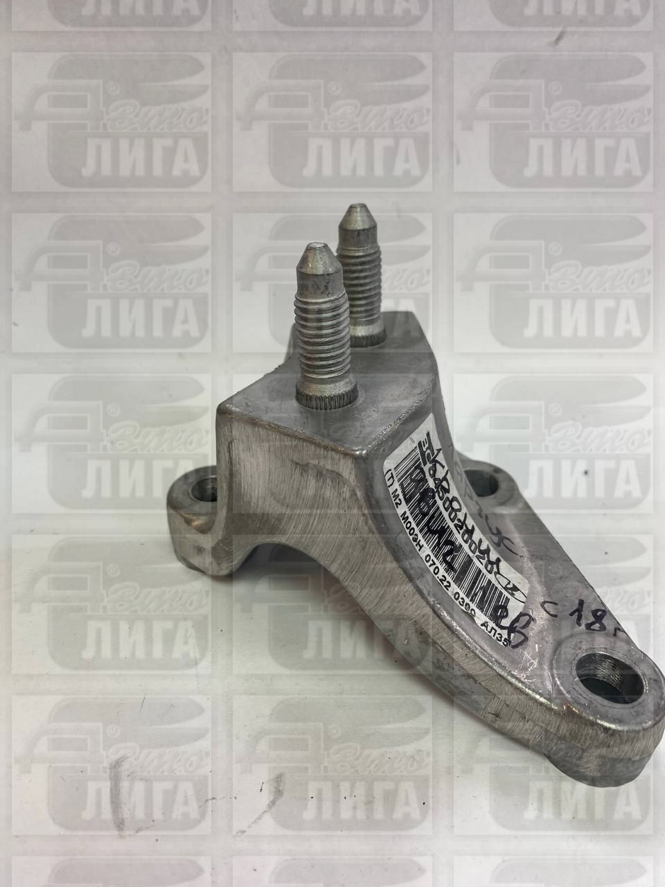 кроншт.двиг.лев.с18г (Ларгус)