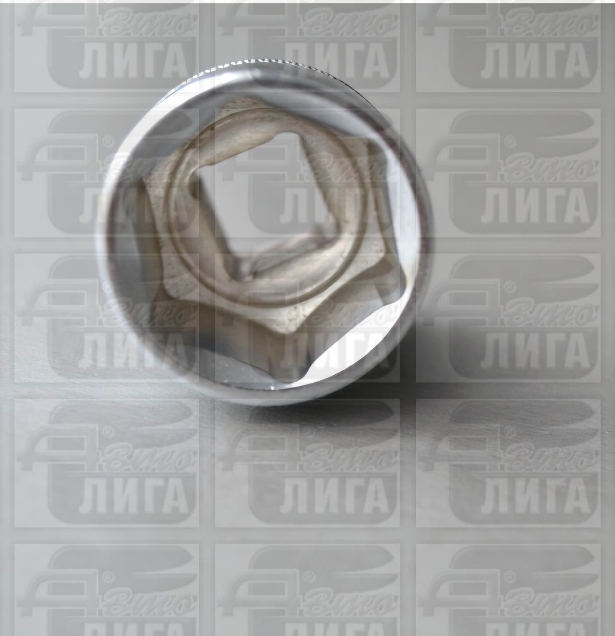 Головка торцевая короткая SV-класс HI1225