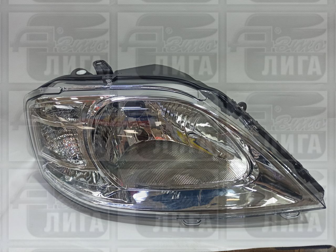 Блок-фара правая CARTRONIC CRTR0108703 Lada Largus