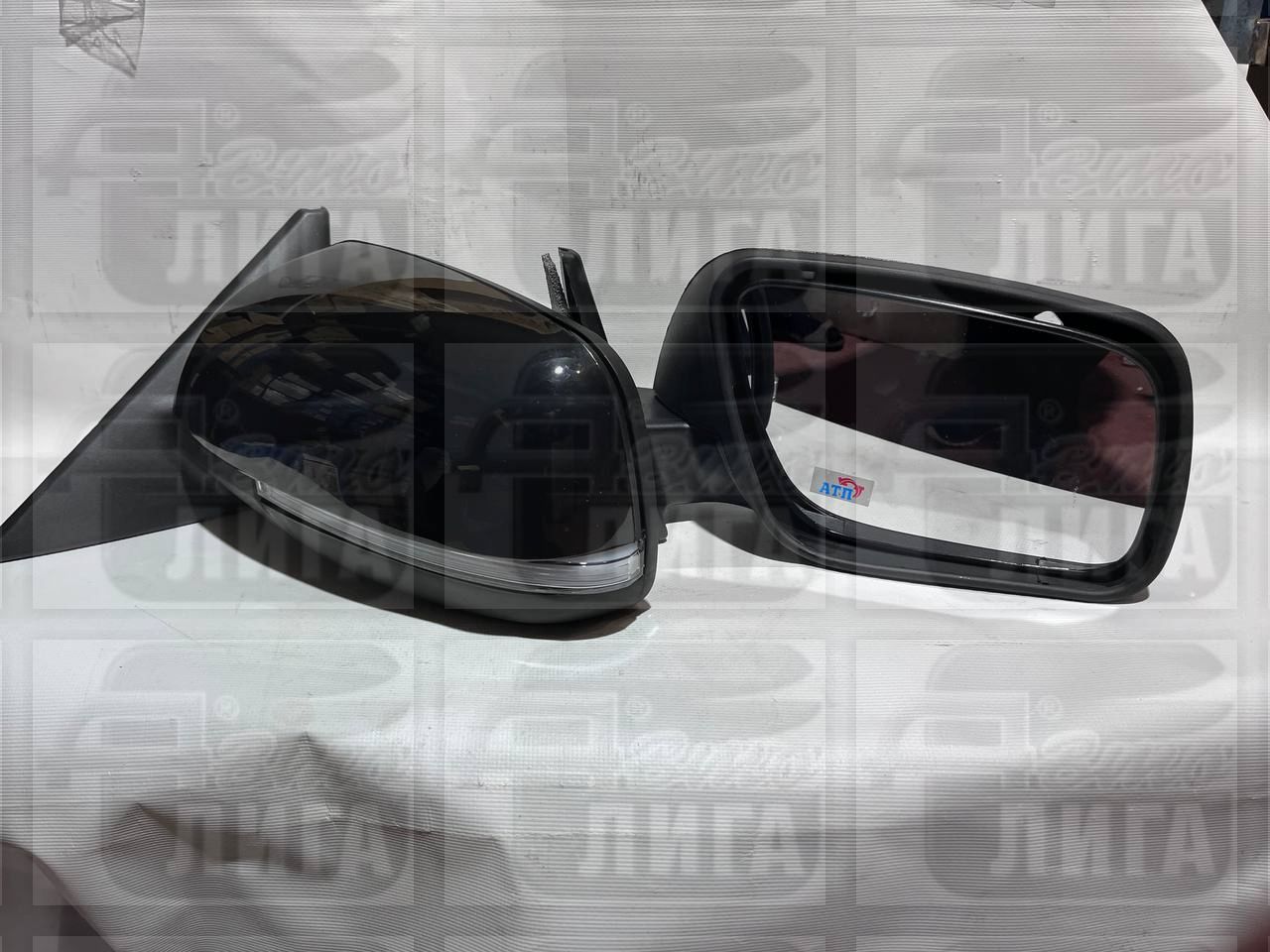 зеркала боковые с электроприводом, повторителем Плазма белый -415 Приора АВТОБЛИК