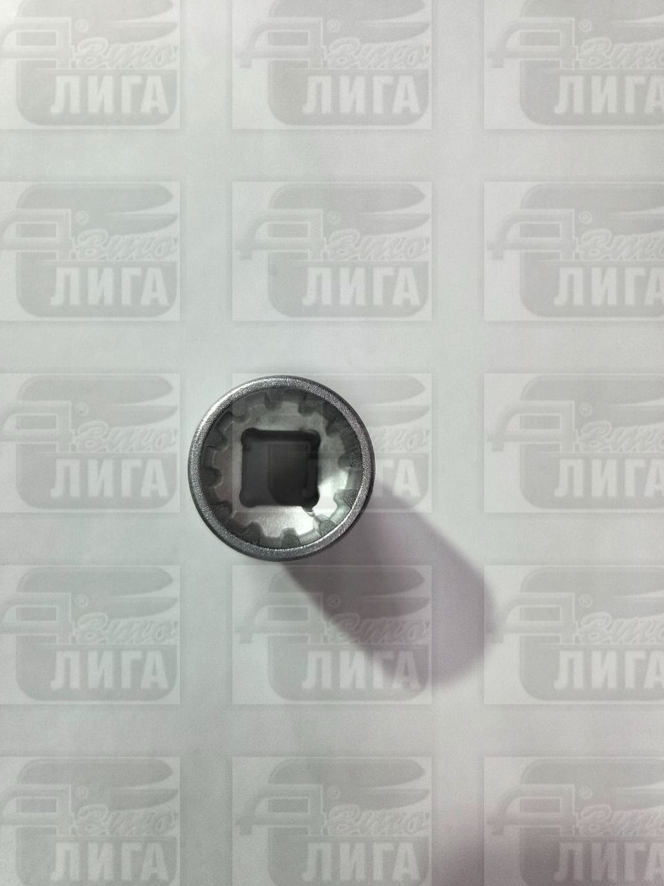  Головка торцевая с профилем SPLINE 3/8" HI3815SP