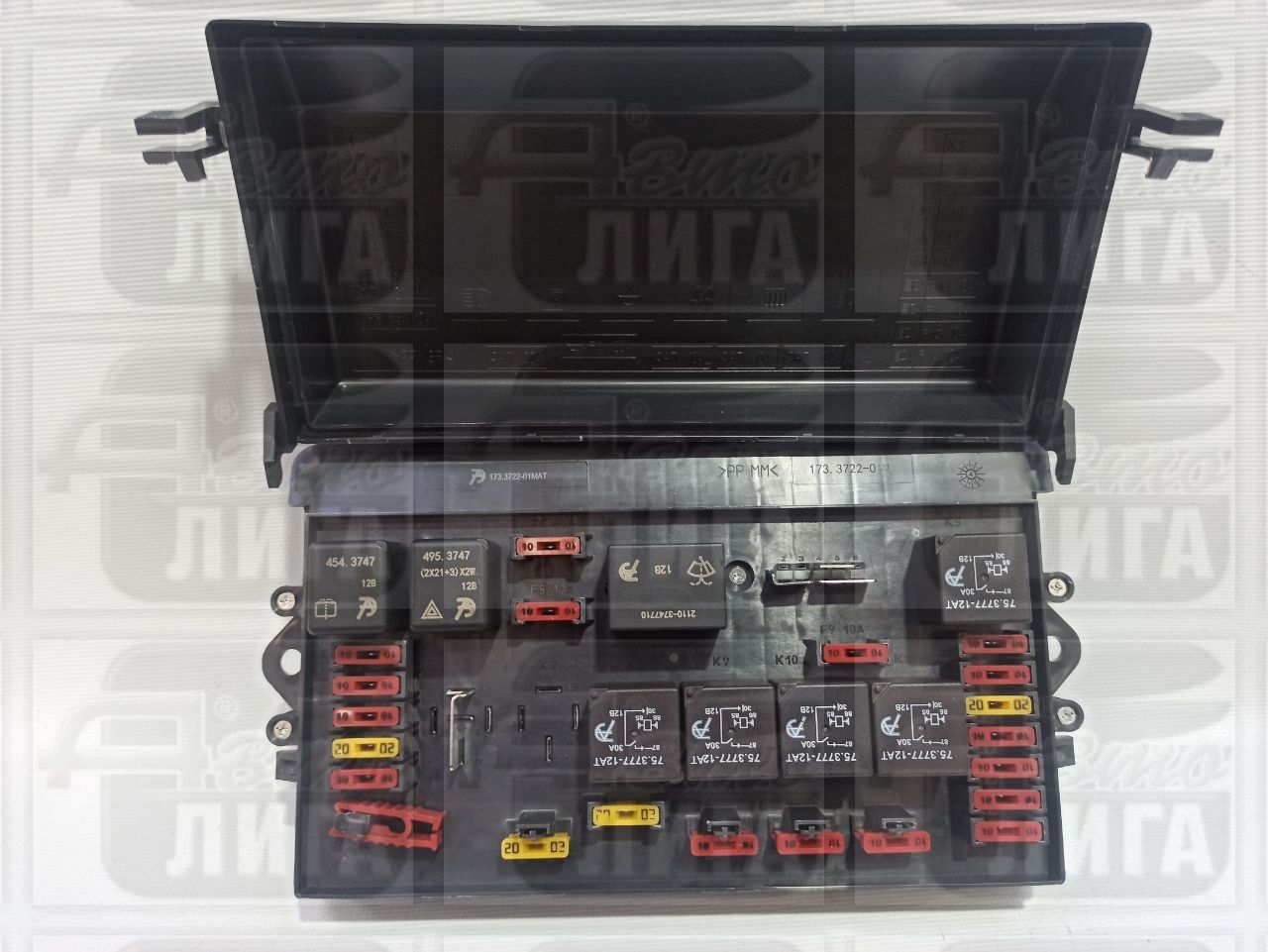 блок предохранителей АТ н/о