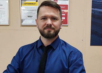 Директор-Андрей Кругляков